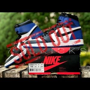 SOLD!! Nike Air Jordan 1 Retro High OG 716371 040